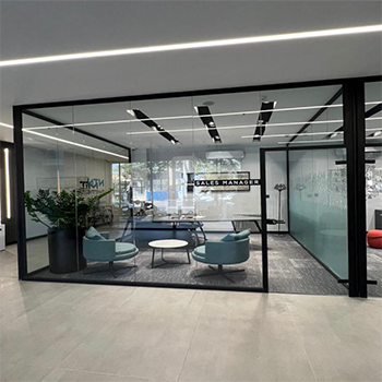 پارتیشن شیشه ای